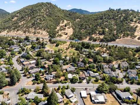 701 NE Tokay Grants Pass OR 97526