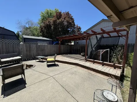 2661 Aztec Avenue Medford OR 97501