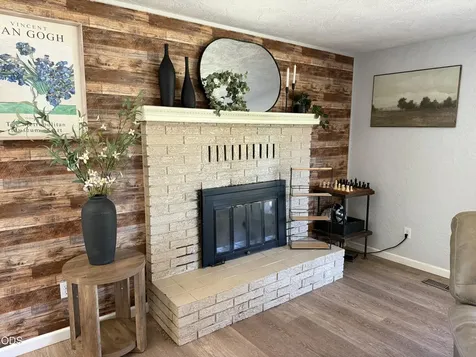 2661 Aztec Avenue Medford OR 97501