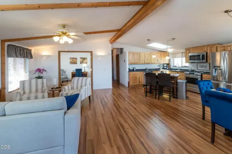 13601 SW Peninsula Drive Terrebonne OR 97760