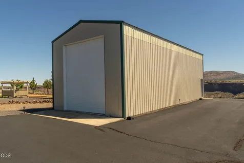 13601 SW Peninsula Drive Terrebonne OR 97760