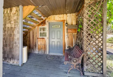 326 N Main Street Ashland OR 97520