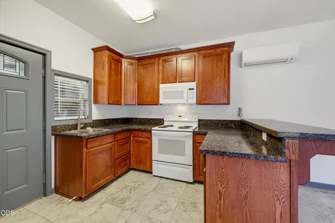 326 N Main Street Ashland OR 97520