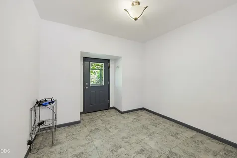 326 N Main Street Ashland OR 97520