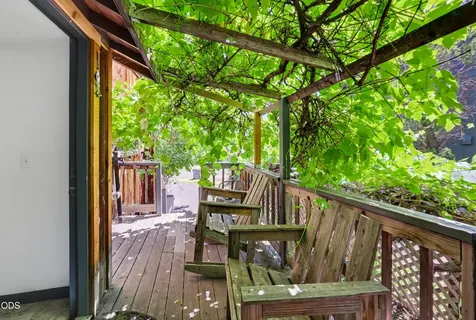 326 N Main Street Ashland OR 97520
