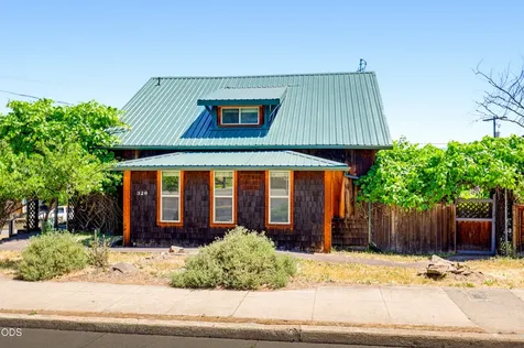 326 N Main Street Ashland OR 97520
