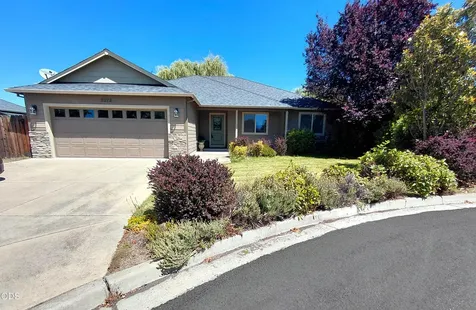 3272 Nellie Ettinger Lane Medford OR 97504