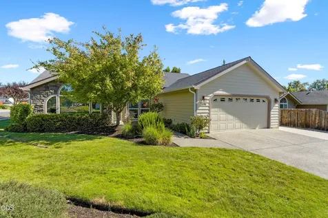 2690 SW Trinity Way Grants Pass OR 97527