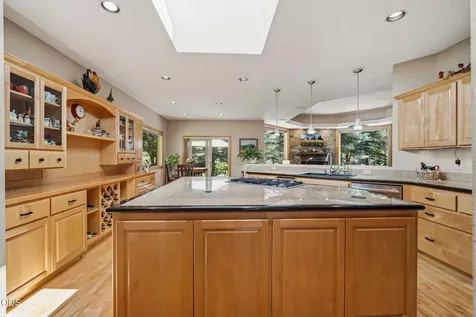 57944 Bunker Lane Sunriver OR 97707