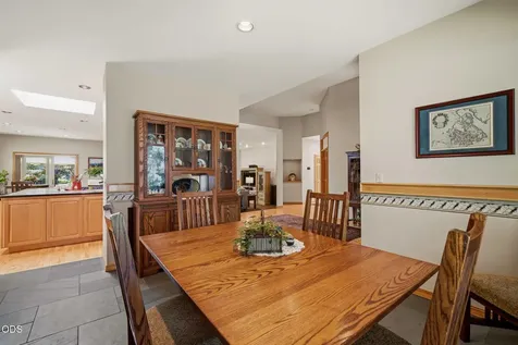 57944 Bunker Lane Sunriver OR 97707