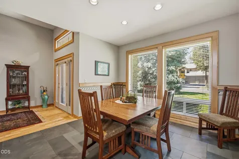 57944 Bunker Lane Sunriver OR 97707
