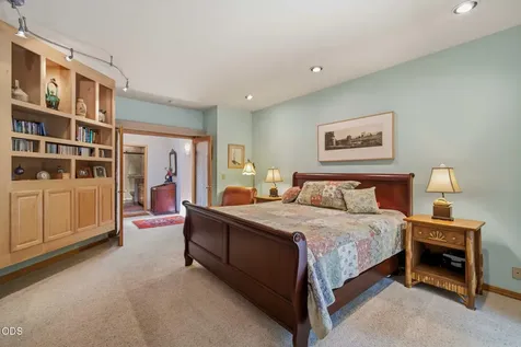 57944 Bunker Lane Sunriver OR 97707