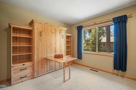 57944 Bunker Lane Sunriver OR 97707