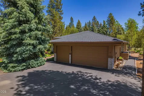 57944 Bunker Lane Sunriver OR 97707