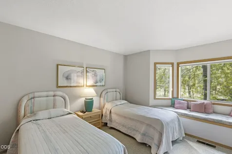 57342 Beaver Ridge Loop Sunriver OR 97707