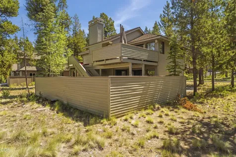 57691 Splitrock Lane Sunriver OR 97707