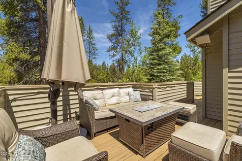 57691 Splitrock Lane Sunriver OR 97707