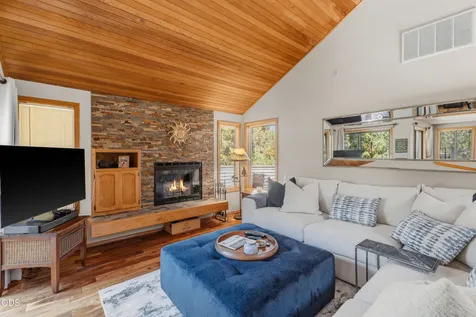57691 Splitrock Lane Sunriver OR 97707