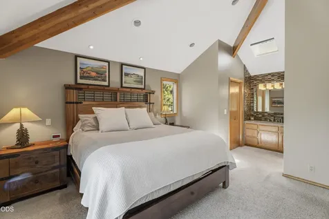 57691 Splitrock Lane Sunriver OR 97707
