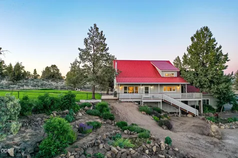 6801 SW Mcvey Avenue Redmond OR 97756