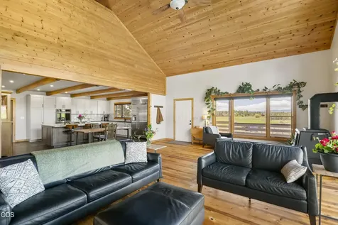 6801 SW Mcvey Avenue Redmond OR 97756