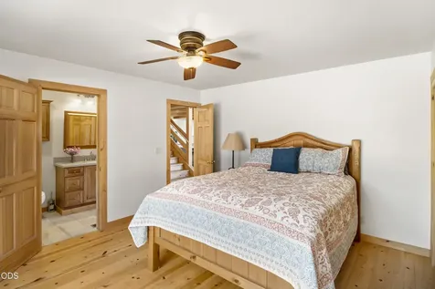 6801 SW Mcvey Avenue Redmond OR 97756