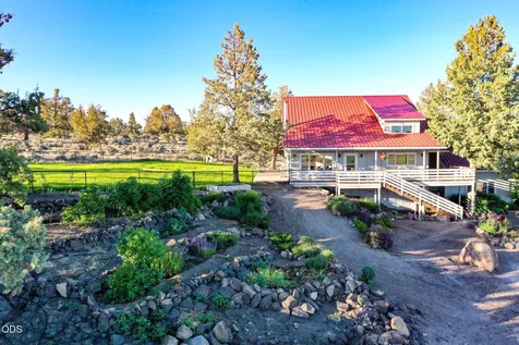 6801 SW Mcvey Avenue Redmond OR 97756