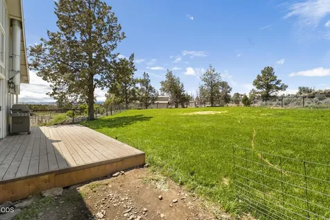 6801 SW Mcvey Avenue Redmond OR 97756