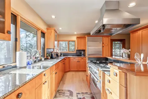 16430 Highway 126 Sisters OR 97759
