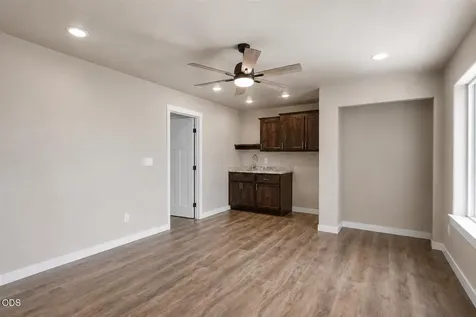 7871 Houston Loop White City OR 97503