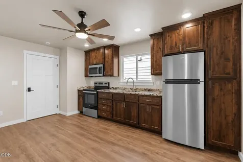 7871 Houston Loop White City OR 97503