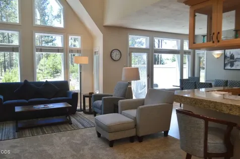 57041 Peppermill Circle Sunriver OR 97707