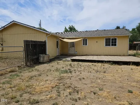 2411 SW Umatilla Avenue Redmond OR 97756