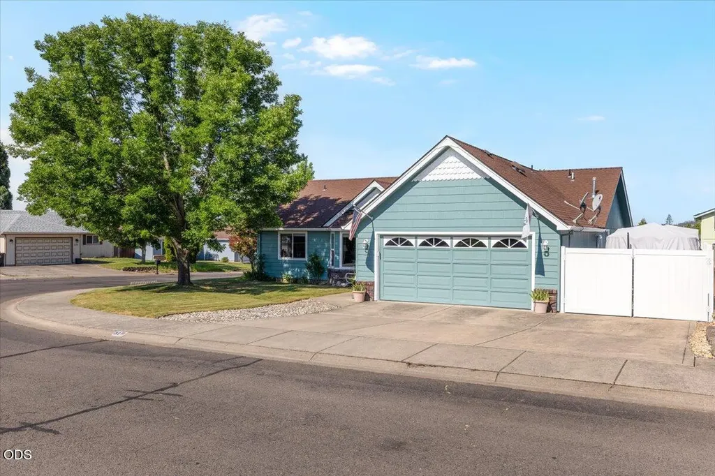 31 Osprey Drive Eagle Point OR 97524