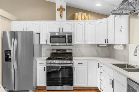 31 Osprey Drive Eagle Point OR 97524