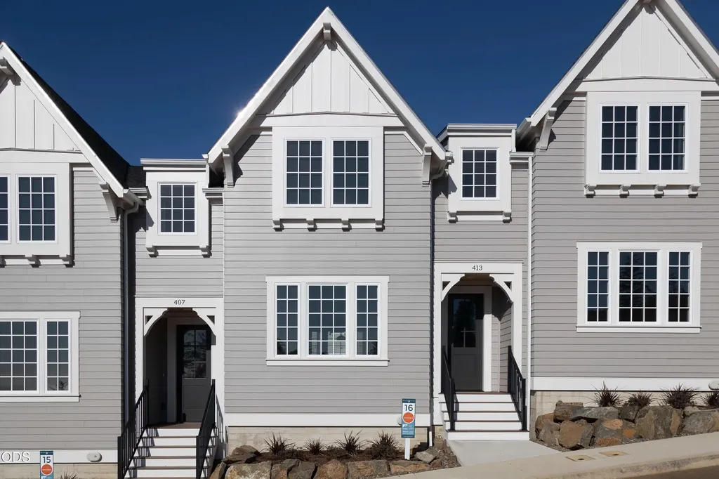 413 NE Moonwake Lane Depoe Bay OR 97341