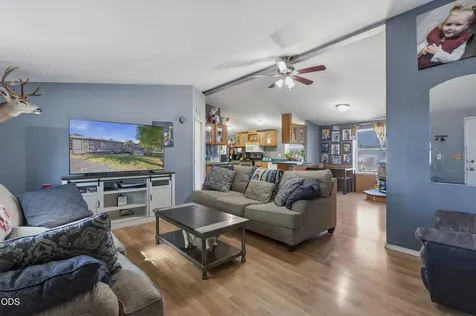 213 Butte Avenue Metolius OR 97741