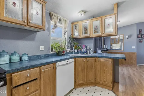 213 Butte Avenue Metolius OR 97741