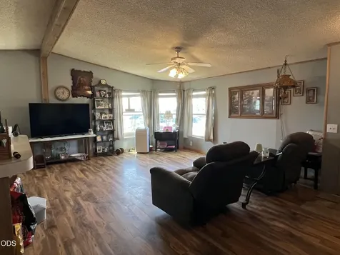 620 E Viewpoint Drive Culver OR 97734