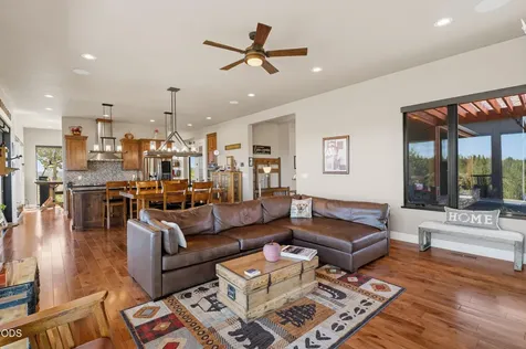 17771 Warrin Road Sisters OR 97759