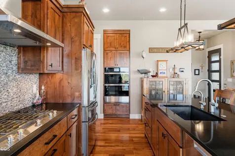 17771 Warrin Road Sisters OR 97759