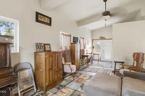 17771 Warrin Road Sisters OR 97759