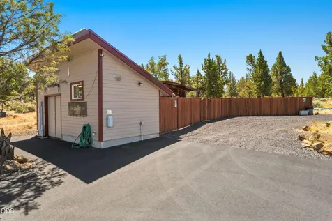 17771 Warrin Road Sisters OR 97759