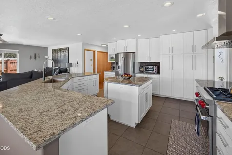 4627 SW Yew Avenue Redmond OR 97756