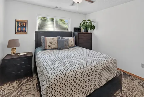 4627 SW Yew Avenue Redmond OR 97756