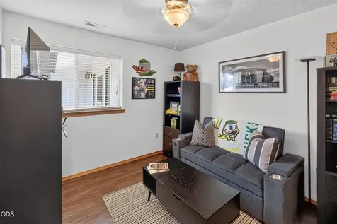 4627 SW Yew Avenue Redmond OR 97756
