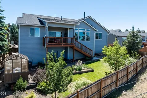 2318 SW Valleyview Drive Redmond OR 97756