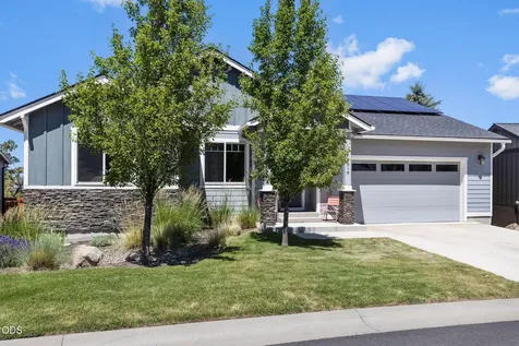 2318 SW Valleyview Drive Redmond OR 97756