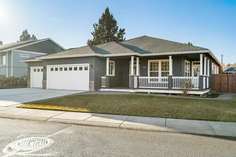 3721 SW Tommy Armour Lane Redmond OR 97756