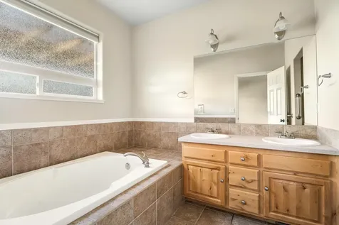 3721 SW Tommy Armour Lane Redmond OR 97756